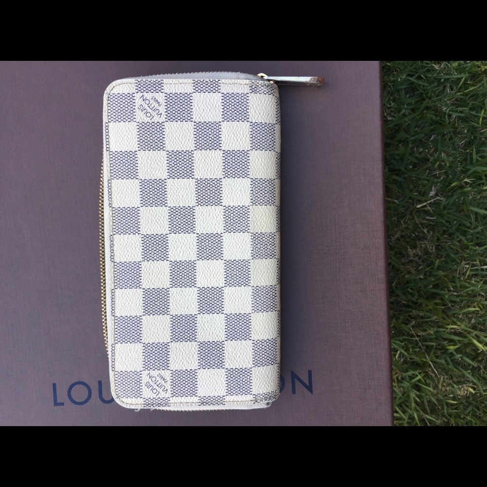 COPY - Louis Vuitton Zippy Damier Azur
